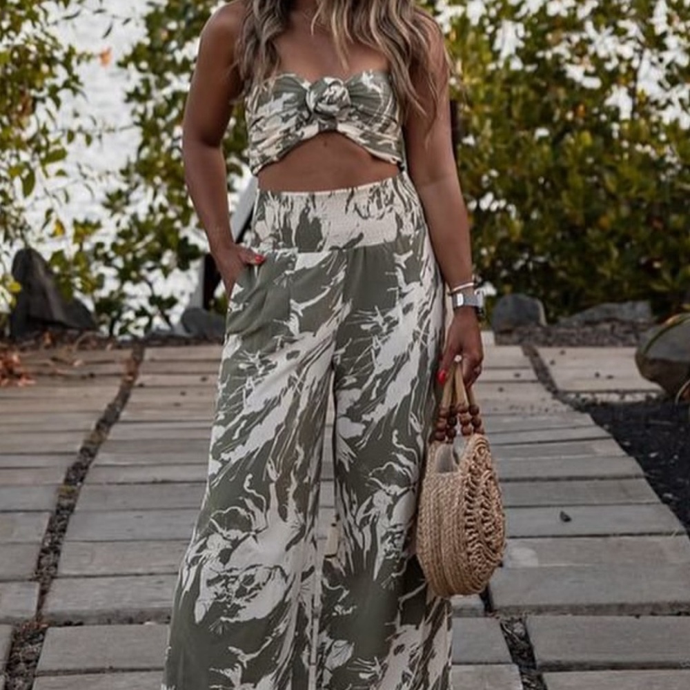 Stylish Green and White Jumpsuit